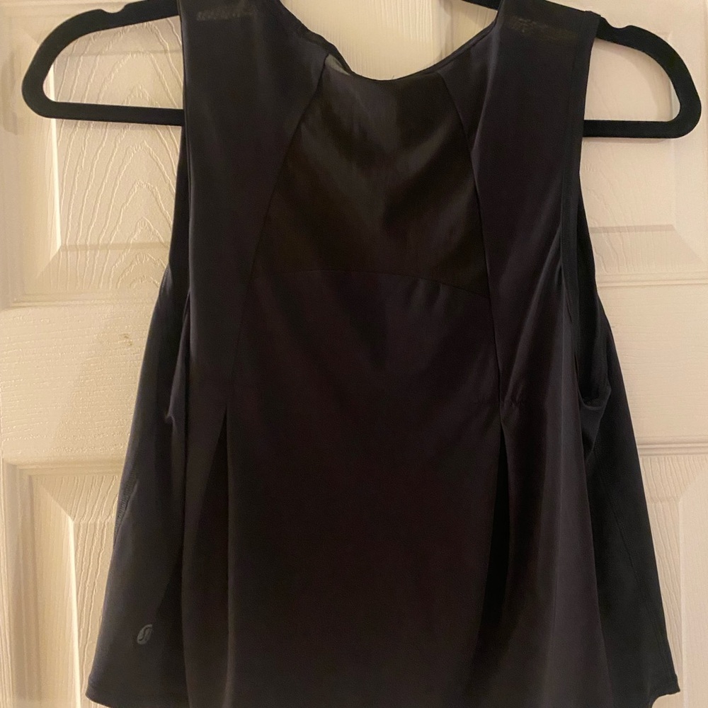 Lululemon sculpt crop tank pleated back